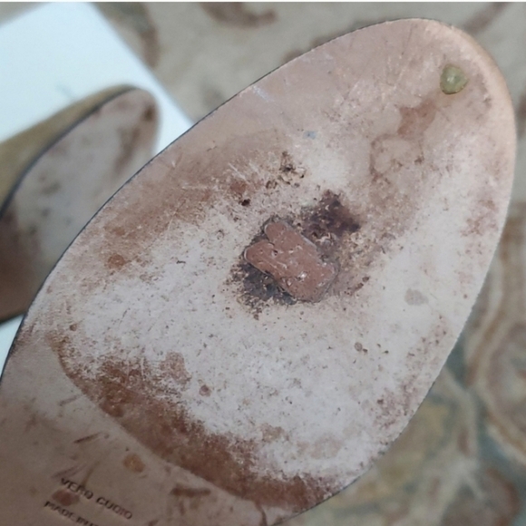 Golden Goose Theodora Alaska booties - Picture 9 of 16